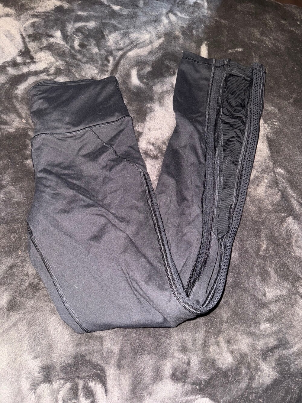 Victoria Sport XS Black Leggings with Mesh Panel Detail